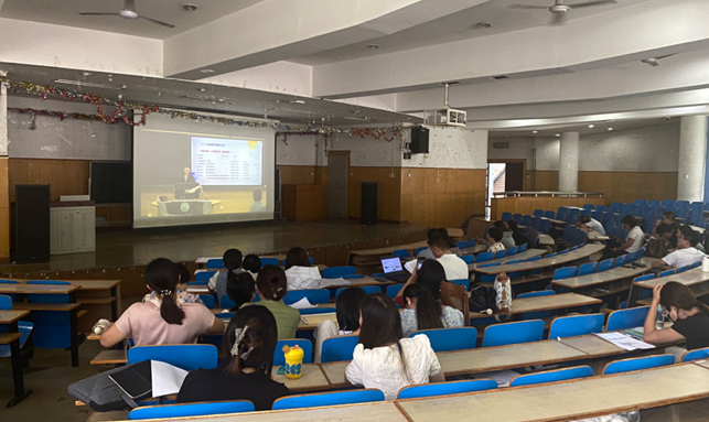 beat365官网教师参加沈阳师范大学组织的教师教学创新大赛培训