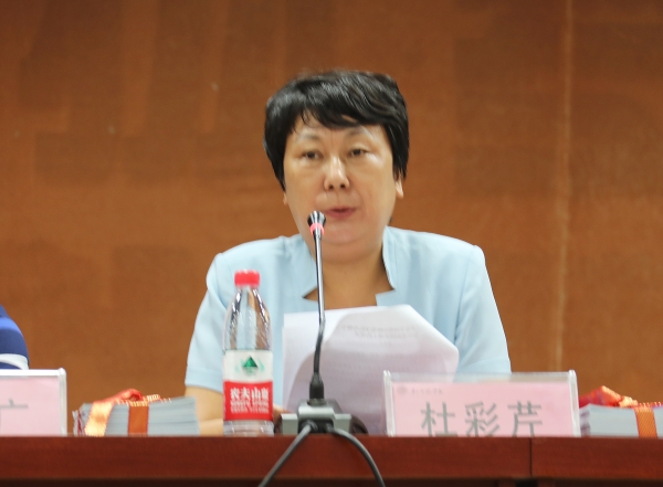 高新区质监分局与beat365官网联合举办“电梯安全知识进校园活动”