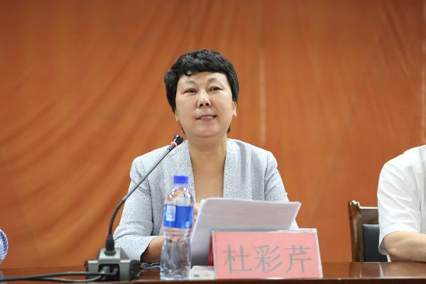 beat365官网召开2013级新生家长见面会