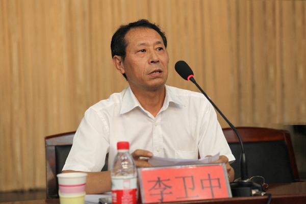 beat365官网召开2013—2014学年度第一学期全体干部会议