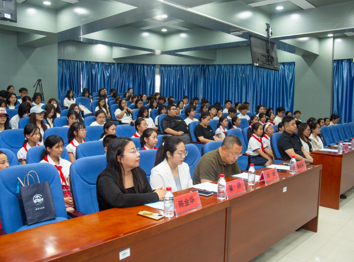 “蓝色未来·海洋之约”beat365在线唯一官网第一届海洋文化节正式开幕