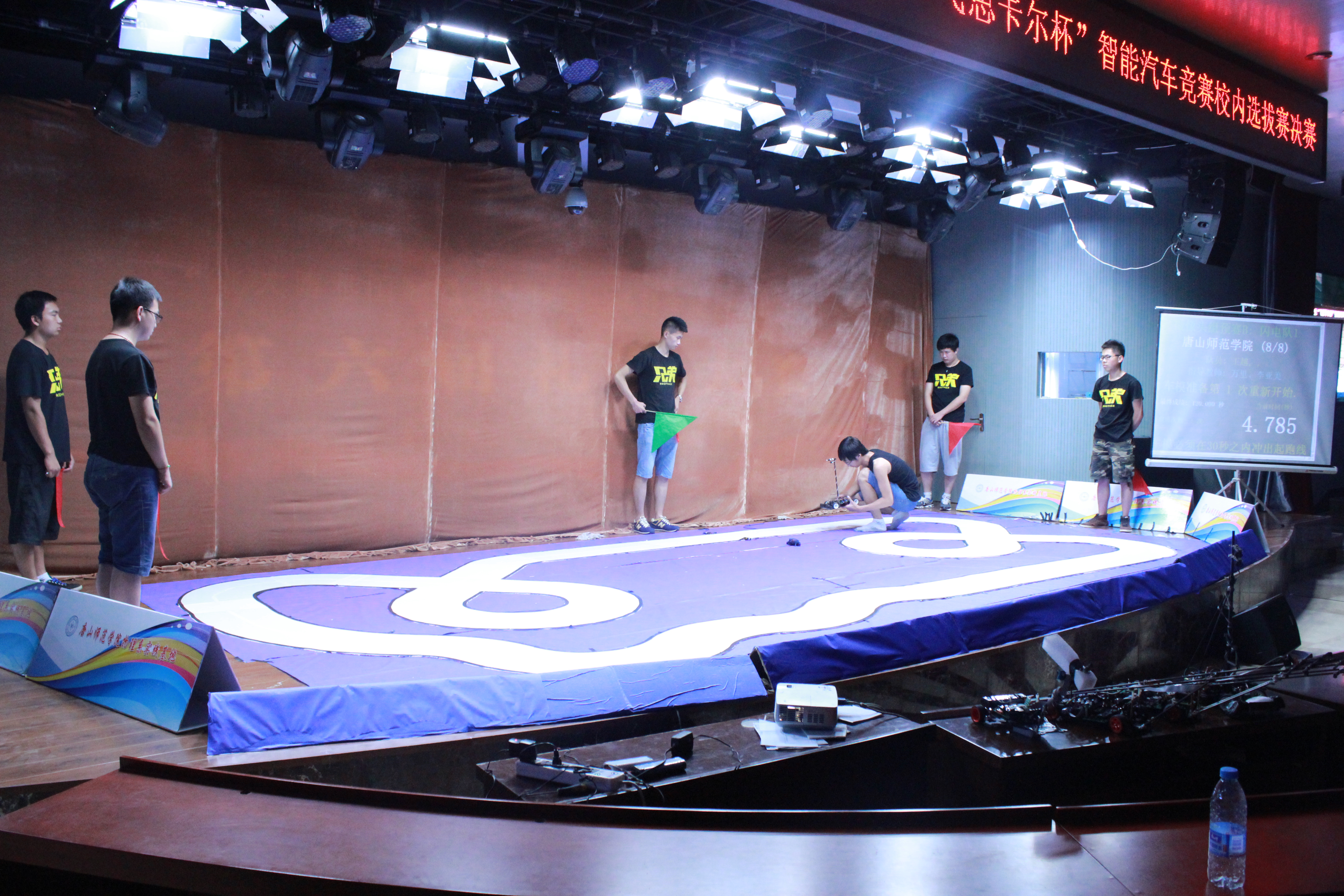 beat365官网成功举办第九届全国大学生智能汽车竞赛校内选拔赛决赛
