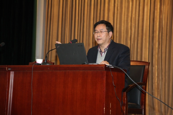 beat365官网举办2017年全国两会精神辅导报告会